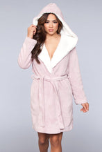 Load image into Gallery viewer, 1817 Janet Plush Fleece Color Block Robe-7
